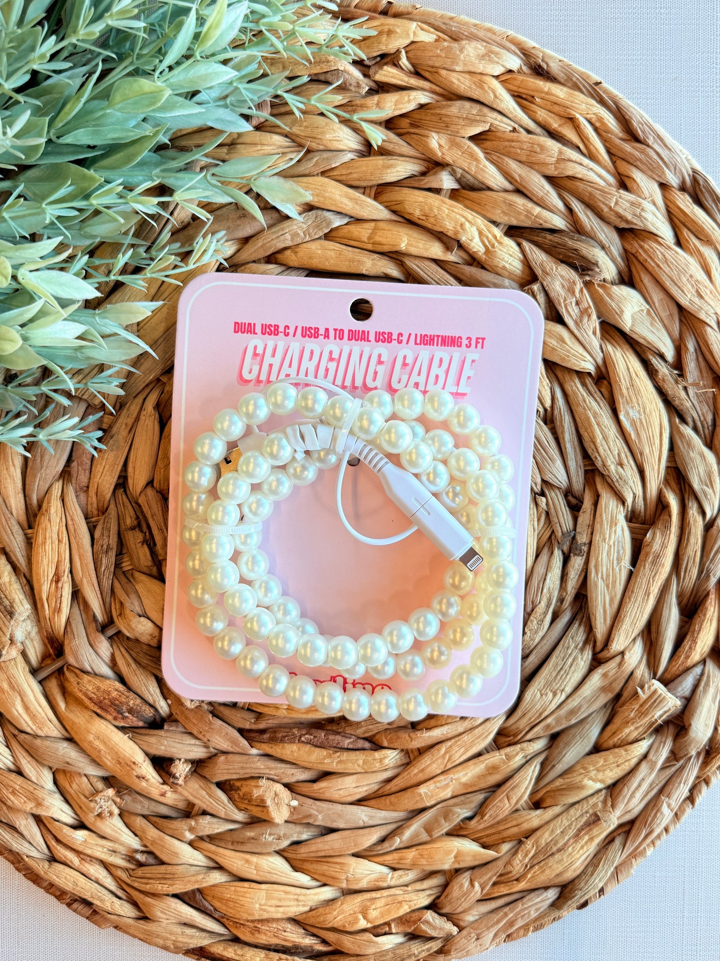 Beaded Universal Charger | White Pearl